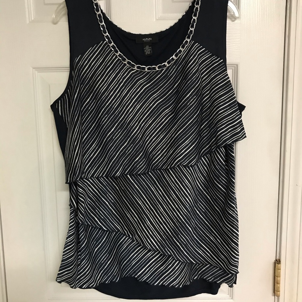 Navy blouse with white accent pattern